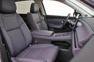 Leapmotor C10 Hybrid EV interior (18)