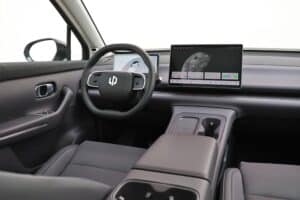 Leapmotor C10 Hybrid EV interior (2)