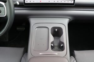 Leapmotor C10 Hybrid EV interior (3)