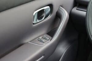 Leapmotor C10 Hybrid EV interior (4)
