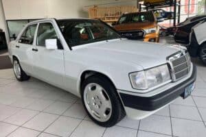 Mercedes_190_E_1991_for_sale (1)