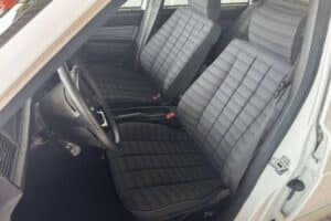 Mercedes_190_E_1991_for_sale (4)
