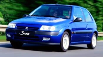 Το αξέχαστο Citroen Saxo VTS έγινε τριαντάρης