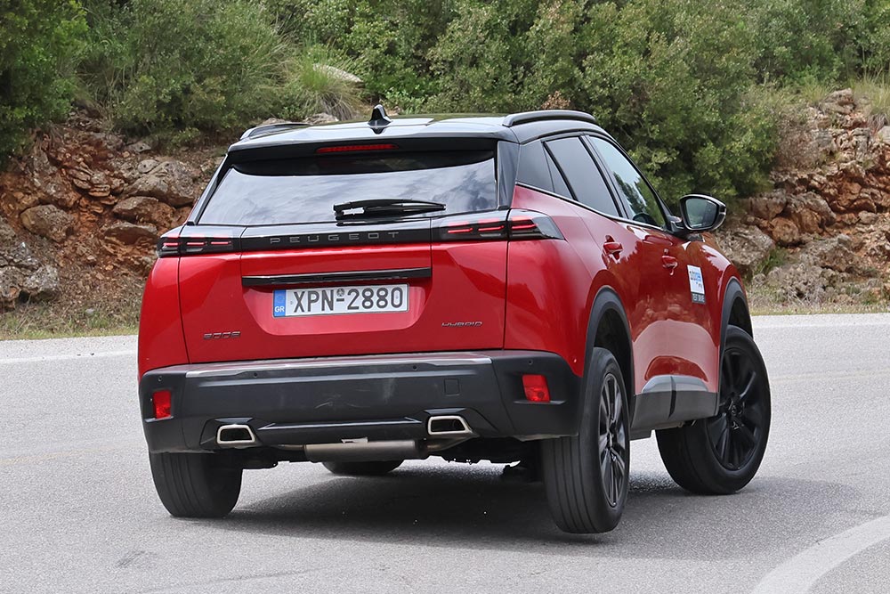 https://cdn.autogreeknews.gr/wp-content/uploads/2026/04/Peugeot-2008-Hybrid-8.jpg