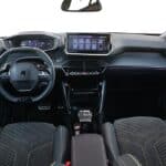 Peugeot 2008 Hybrid interior (1)
