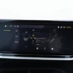 Peugeot 2008 Hybrid interior (10)