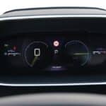 Peugeot 2008 Hybrid interior (15)