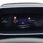 Peugeot 2008 Hybrid interior (17)