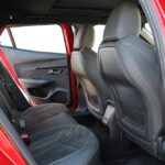 Peugeot 2008 Hybrid interior (19)