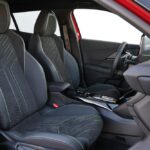 Peugeot 2008 Hybrid interior (20)