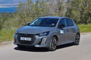 Peugeot-208-Hybrid