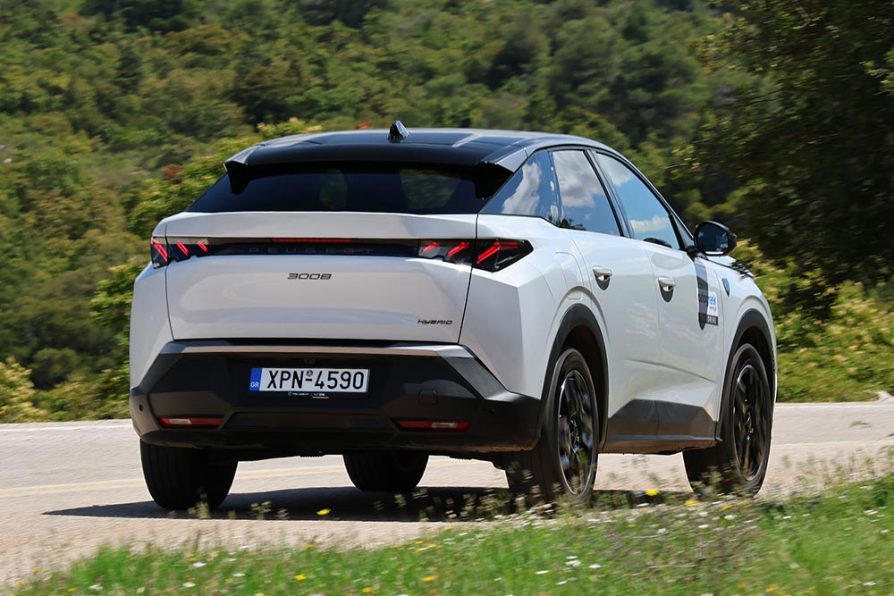 https://cdn.autogreeknews.gr/wp-content/uploads/2026/04/Peugeot-3008-Hybrid-4.jpg