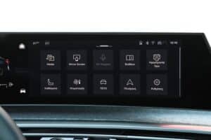 Peugeot 3008 Hybrid interior (13)