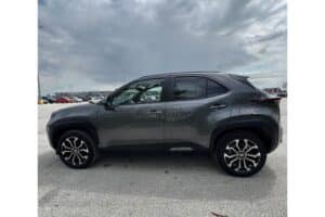 Toyota-Yaris-Cross-Hybrid-2022-1