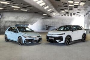 VW-Golf-and-T-Roc-Hybrid-(2)