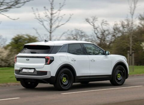 Νέο Ford Explorer Van είναι η πιο δυνατή «κλούβα»