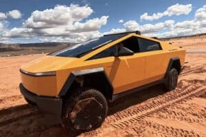 cybertruck stuck in sand (2)