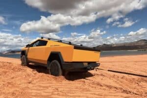 cybertruck stuck in sand (3)