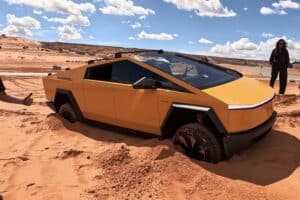 cybertruck stuck in sand (4)