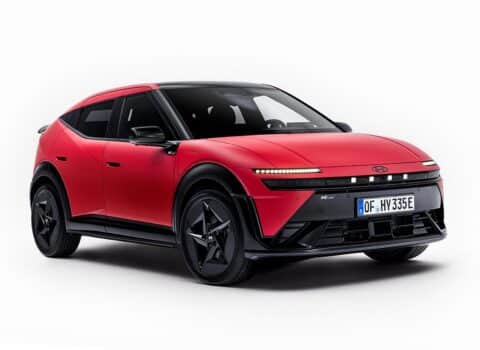 Νέο μικρό σπορτίφ χάτσμπακ Hyundai Ioniq 3