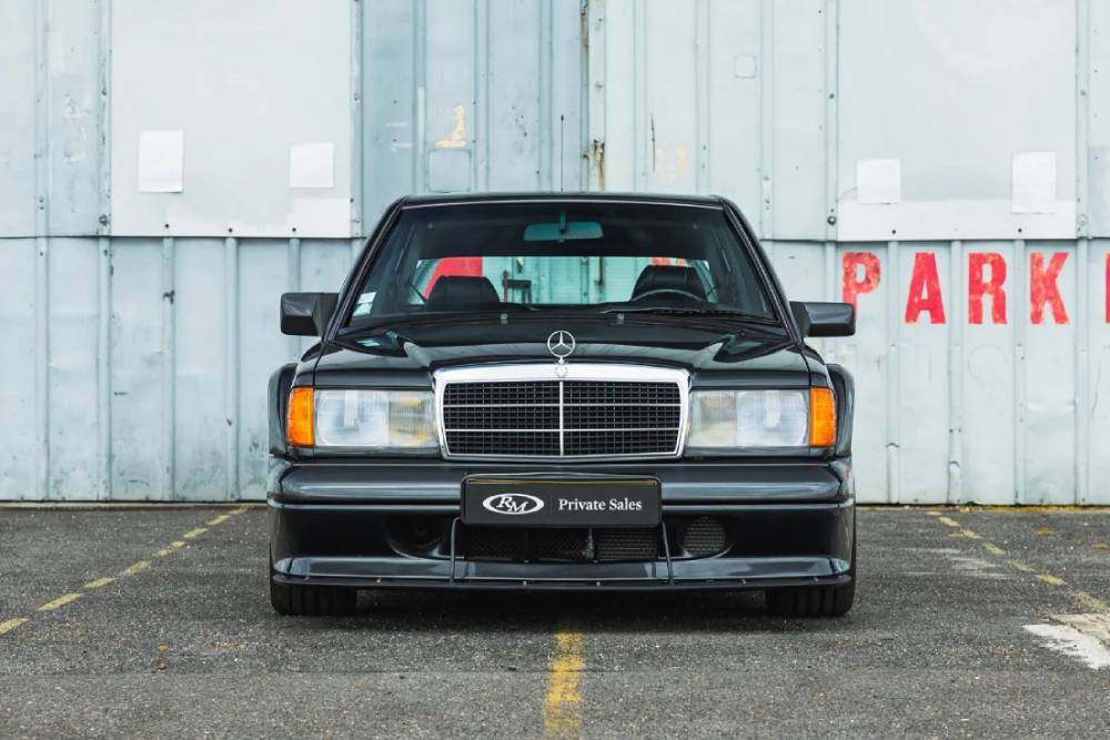 https://cdn.autogreeknews.gr/wp-content/uploads/2026/04/mercedes-190e-evo-auction-04.jpg