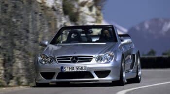 Καμπριολέ σαγήνη η ανοιχτή Mercedes CLK DTM AMG