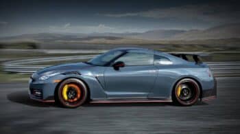 Προς το 2030 πάει το νέο Nissan GT-R