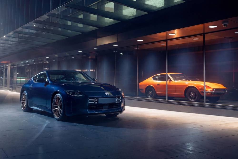 https://cdn.autogreeknews.gr/wp-content/uploads/2026/04/nissan-z-heritage-edition-1.jpg