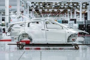 tesla model s and x discontinued 04