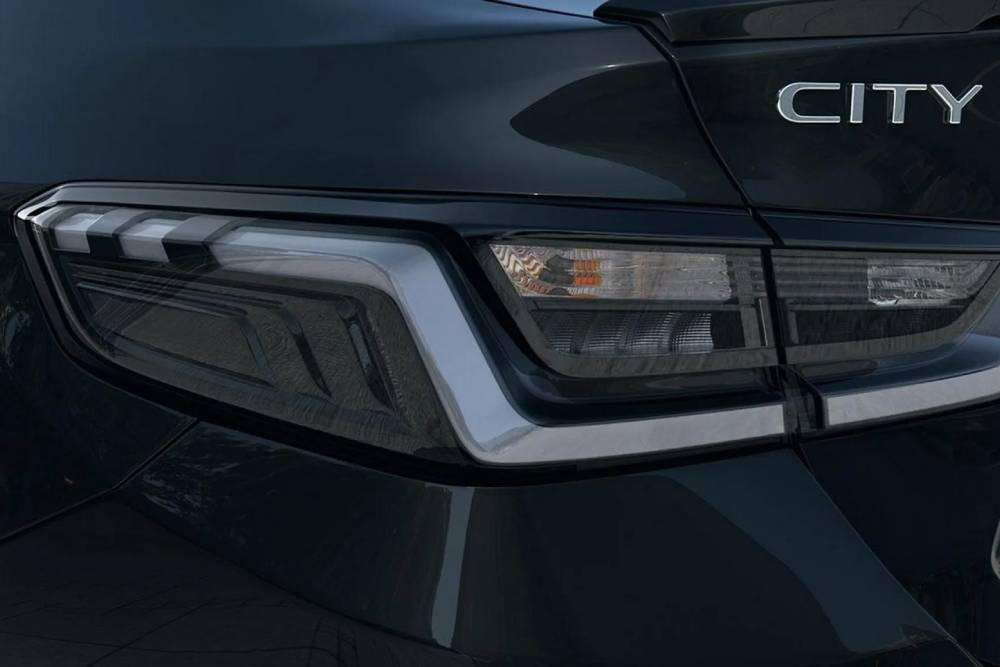 https://cdn.autogreeknews.gr/wp-content/uploads/2026/05/2026-Honda-City-India-9-2048x1153-1.jpg
