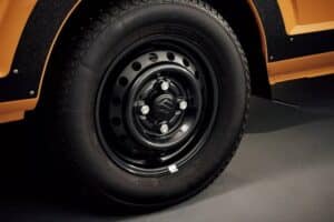 2026-Suzuki-Super-Carry-13-2048×1068