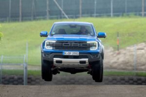2026_Ranger_Raptor_Jump_10_274 (1)