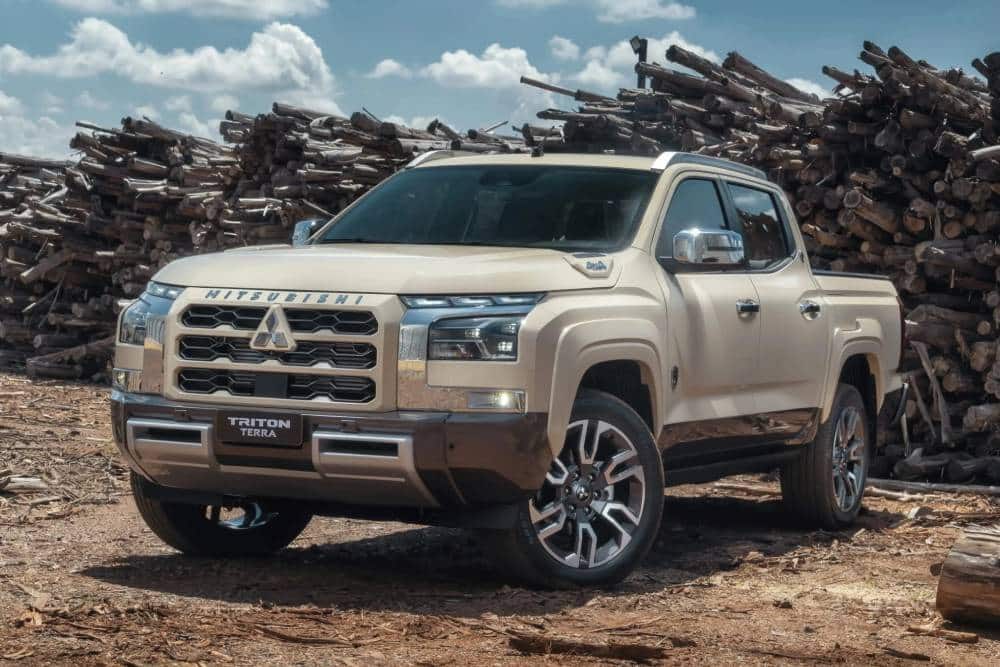 https://cdn.autogreeknews.gr/wp-content/uploads/2026/05/2027-Mitsubishi-Triton-Terra-Brazil-1-2048x1484-1.jpg