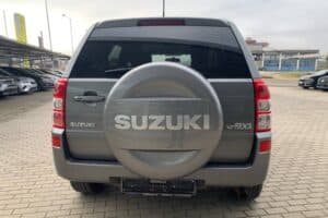«Μπιμπελό» Suzuki Grand Vitara με 11.000 χλμ. και υγραέριο