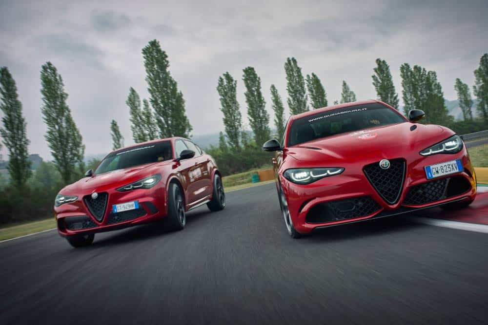https://cdn.autogreeknews.gr/wp-content/uploads/2026/05/AlfaRomeoDrivingAcademy-2-1.jpg