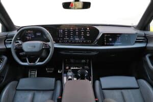 Audi A5 Sedan S line e-hybrid quattro S tronic 367 hp interior (3)