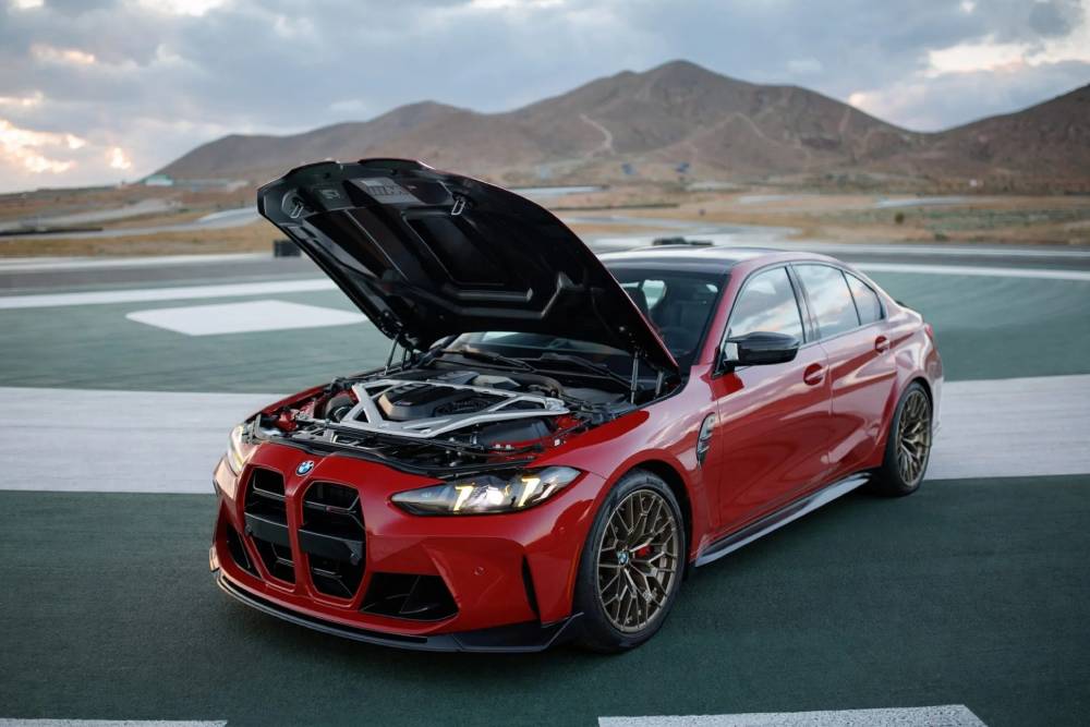 https://cdn.autogreeknews.gr/wp-content/uploads/2026/05/BMW-M3-CS-Handschalter-New-28-2048x1366-1.jpg