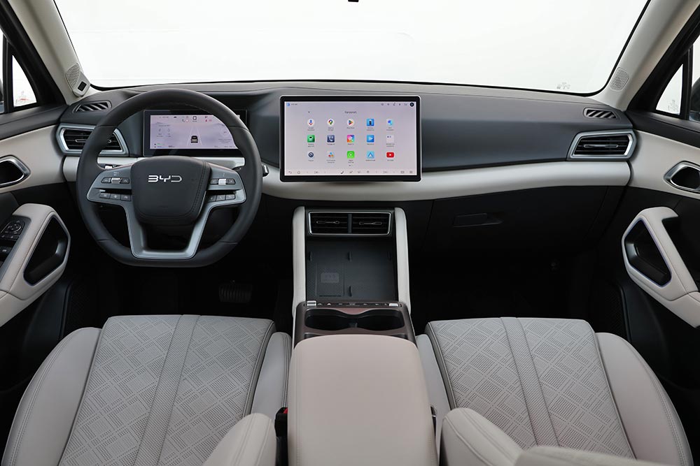 https://cdn.autogreeknews.gr/wp-content/uploads/2026/05/BYD-ATTO-2-DM-i-19.jpg