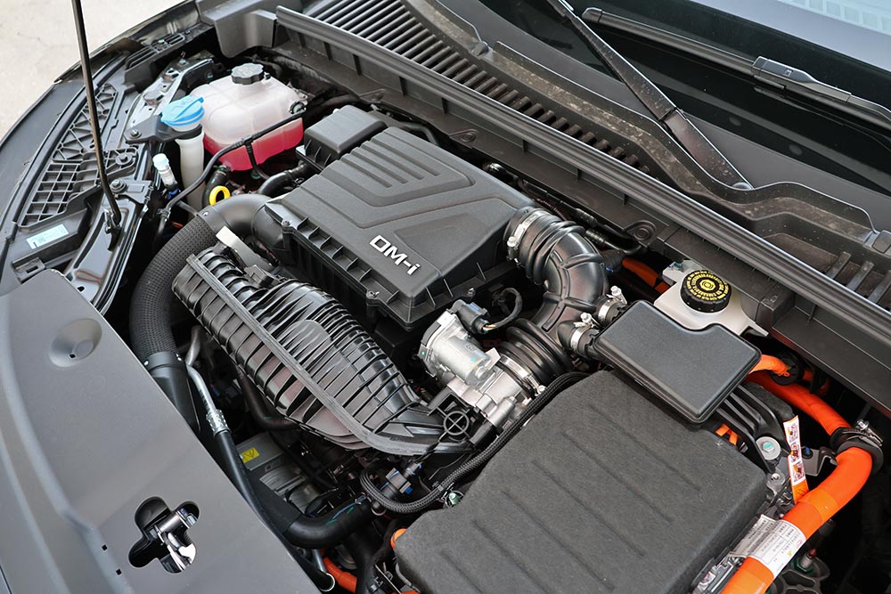 https://cdn.autogreeknews.gr/wp-content/uploads/2026/05/BYD-ATTO-2-DM-i-22.jpg