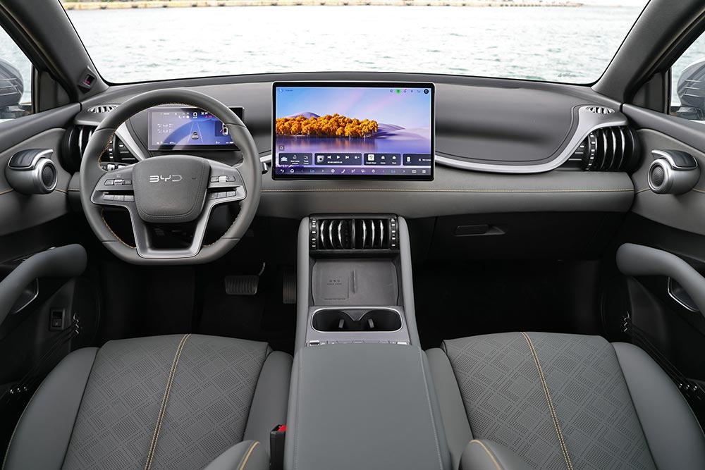 https://cdn.autogreeknews.gr/wp-content/uploads/2026/05/BYD-ATTO-3-EVO-313-PS-25.jpg
