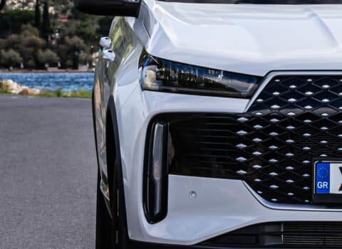 Ξενοιάζεις 12 χρόνια με Hybrid SUV 204 PS των 23.000 ευρώ