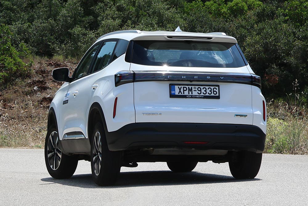 https://cdn.autogreeknews.gr/wp-content/uploads/2026/05/Chery-Tiggo-5-Hybrid-white-7.jpg