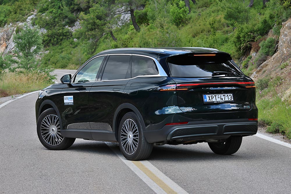 https://cdn.autogreeknews.gr/wp-content/uploads/2026/05/Chery-Tiggo-9-PHEV-8.jpg