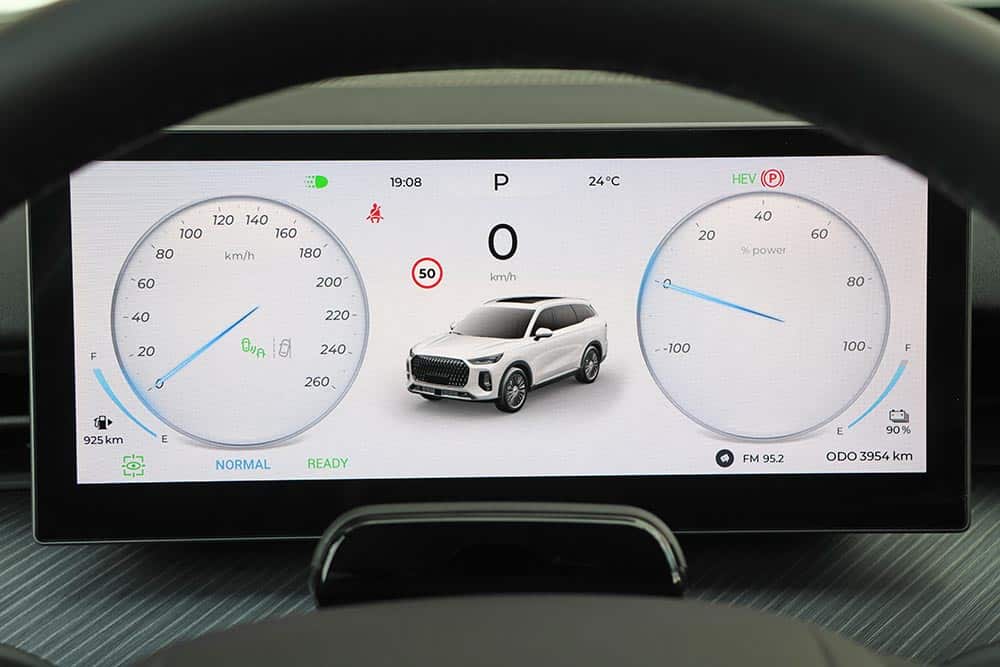 https://cdn.autogreeknews.gr/wp-content/uploads/2026/05/Chery-Tiggo-9-PHEV-interior-26.jpg