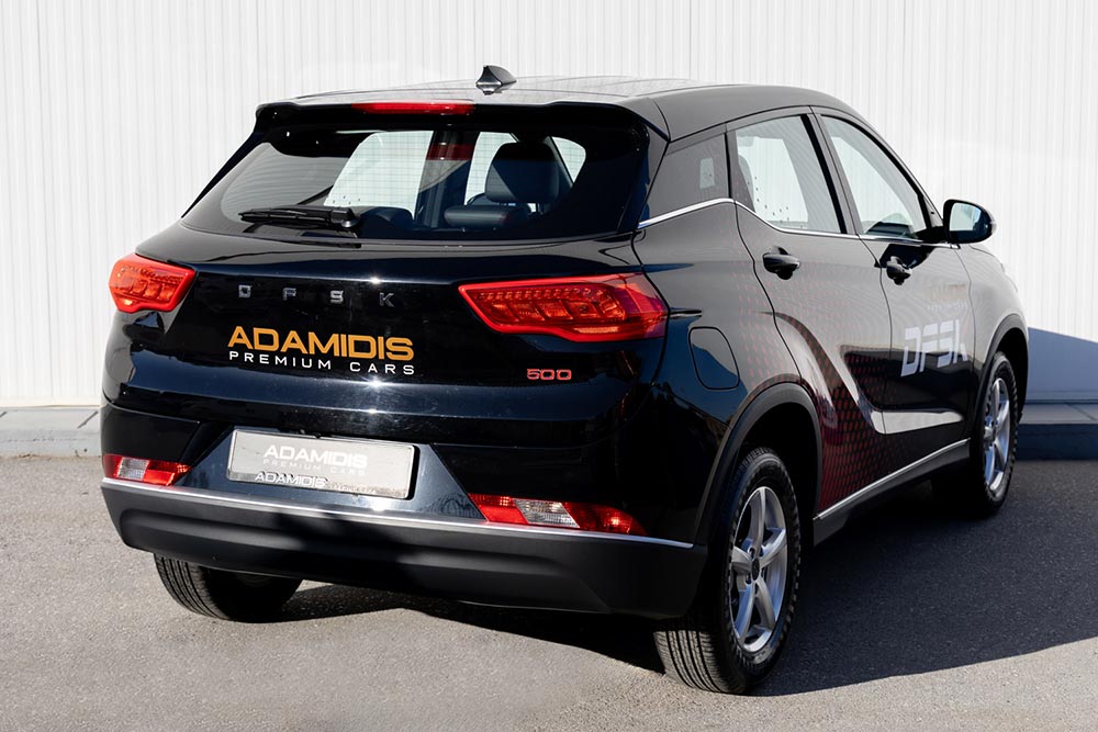 https://cdn.autogreeknews.gr/wp-content/uploads/2026/05/DFSK-500-5K-Black-2.jpg