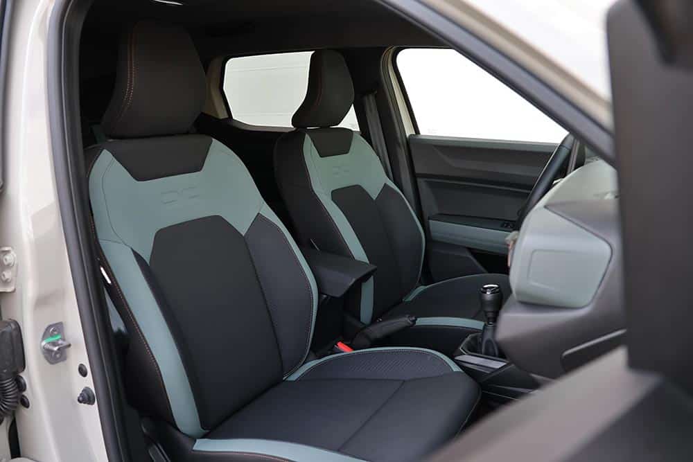 https://cdn.autogreeknews.gr/wp-content/uploads/2026/05/Dacia-Duster-ECO-G-120-17.jpg