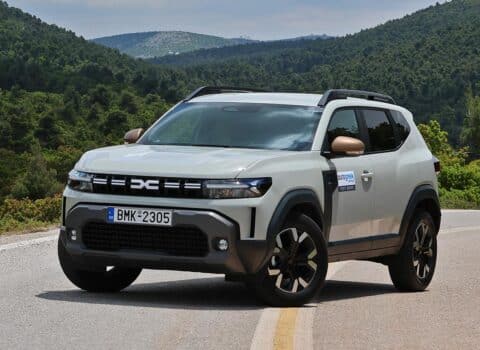 Σε πολύ καλή τιμή το νέο Dacia Duster «3 σε 1»