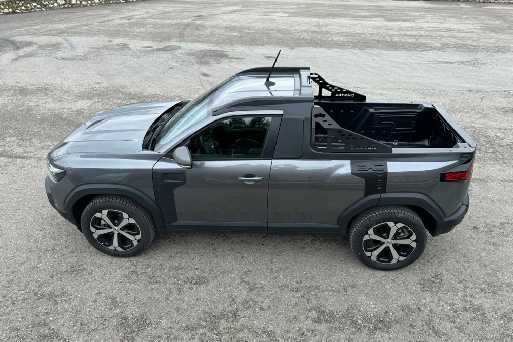 https://cdn.autogreeknews.gr/wp-content/uploads/2026/05/Dacia-Duster-pickup-3.jpg