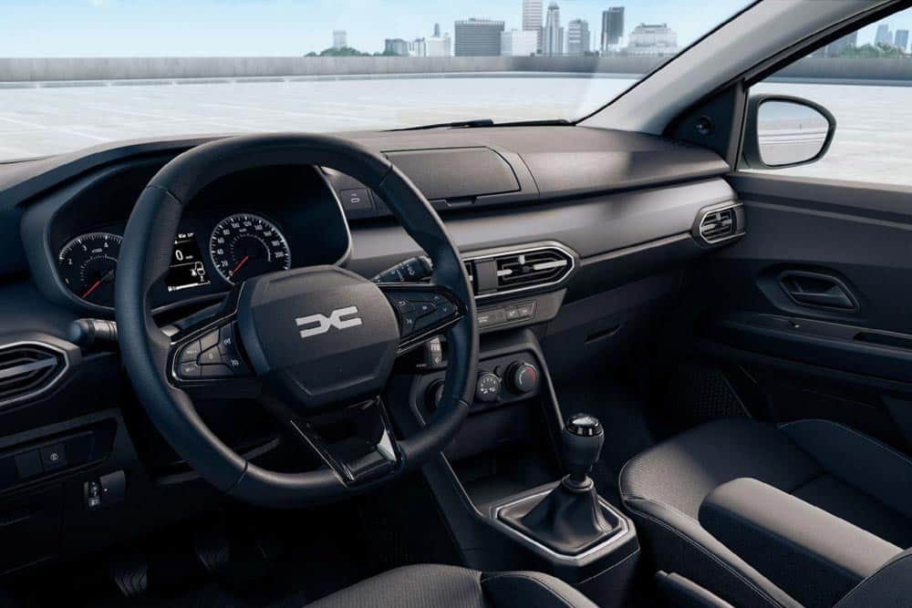 https://cdn.autogreeknews.gr/wp-content/uploads/2026/05/Dacia-Sandero-essential-interior.jpg