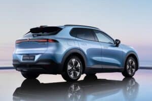 Deepal-S05-PHEV-exterior-blue